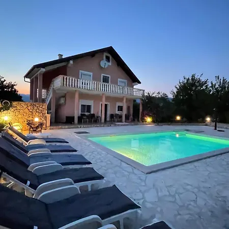 Canyon Escape 12 Personen * Bilisane