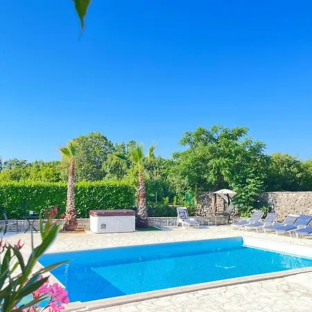 Canyon Escape 12 Personen Villa *