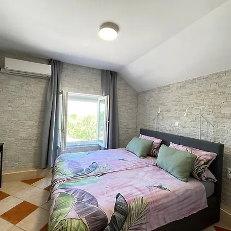 Villa Canyon Escape 12 Personen